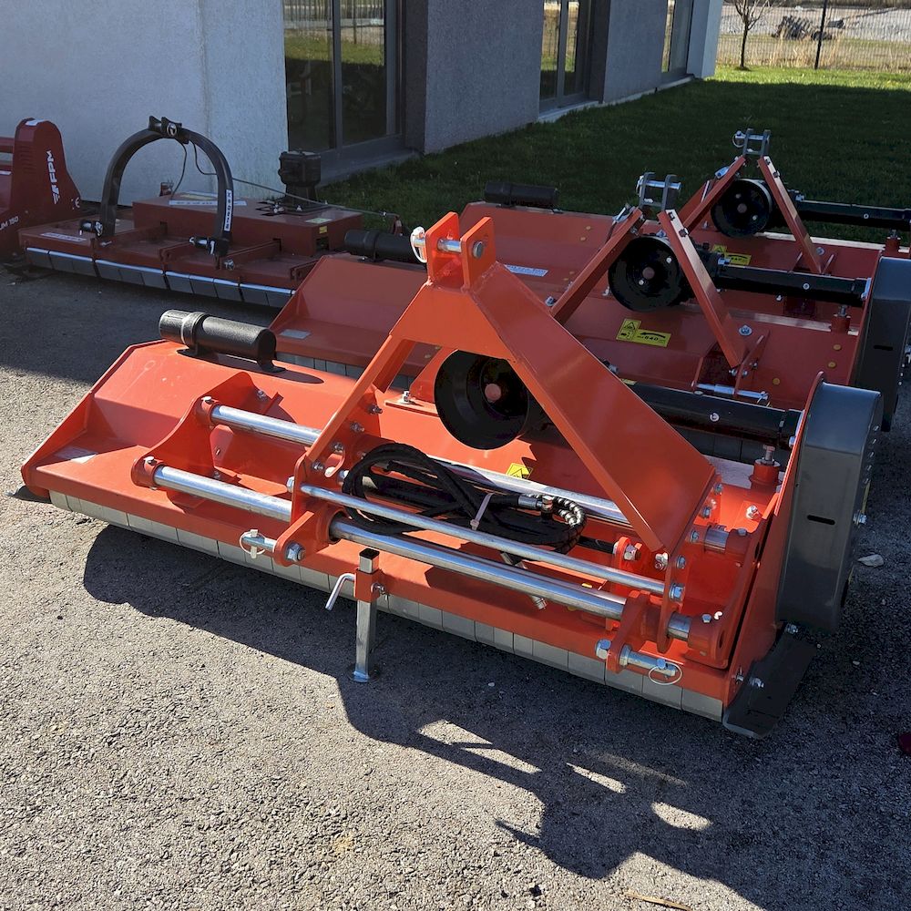 Mulčer 1.65m sa hidraulikom - Slika 2